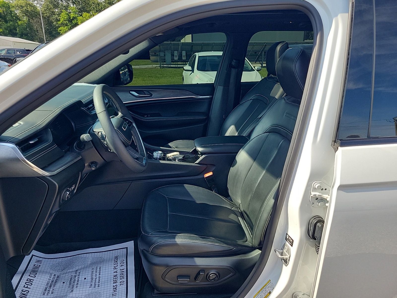 2023 Jeep Grand Cherokee Overland
