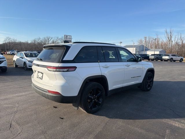 2023 Jeep Grand Cherokee Altitude