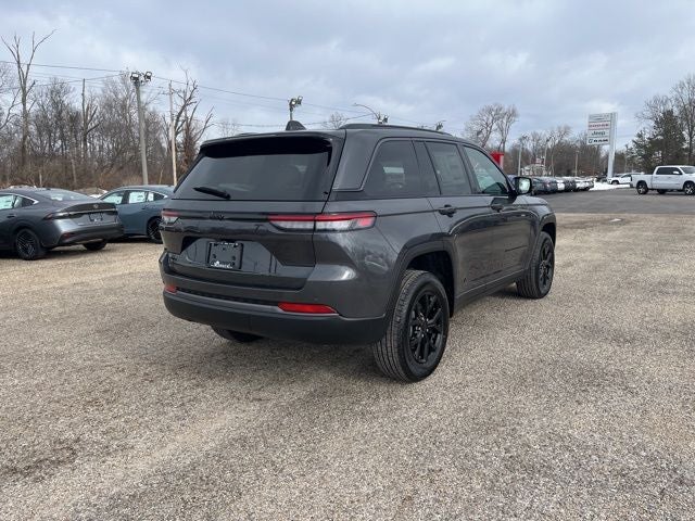 2026 Jeep Grand Cherokee Laredo