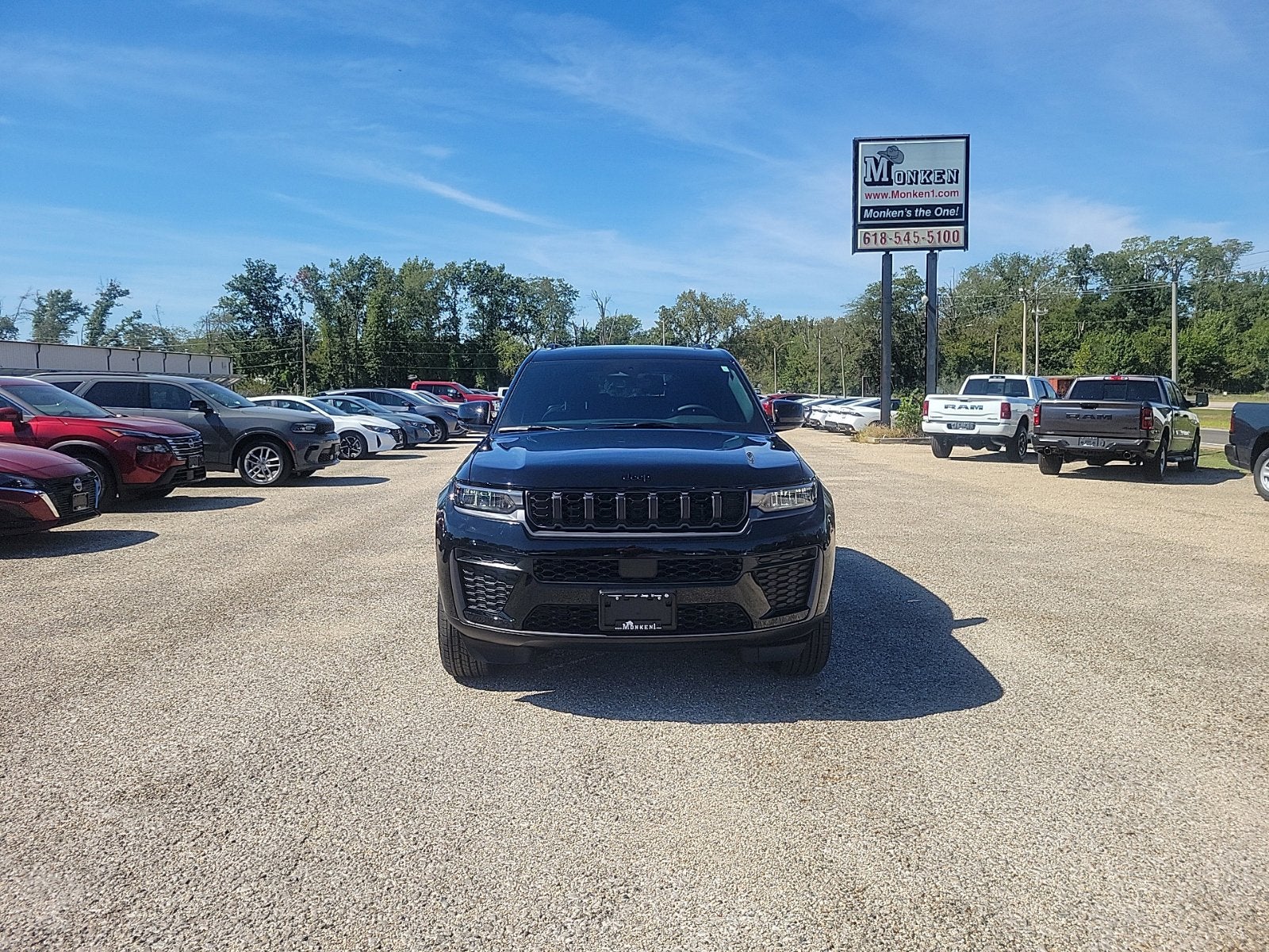 2027 Jeep Grand Cherokee L Laredo Altitude