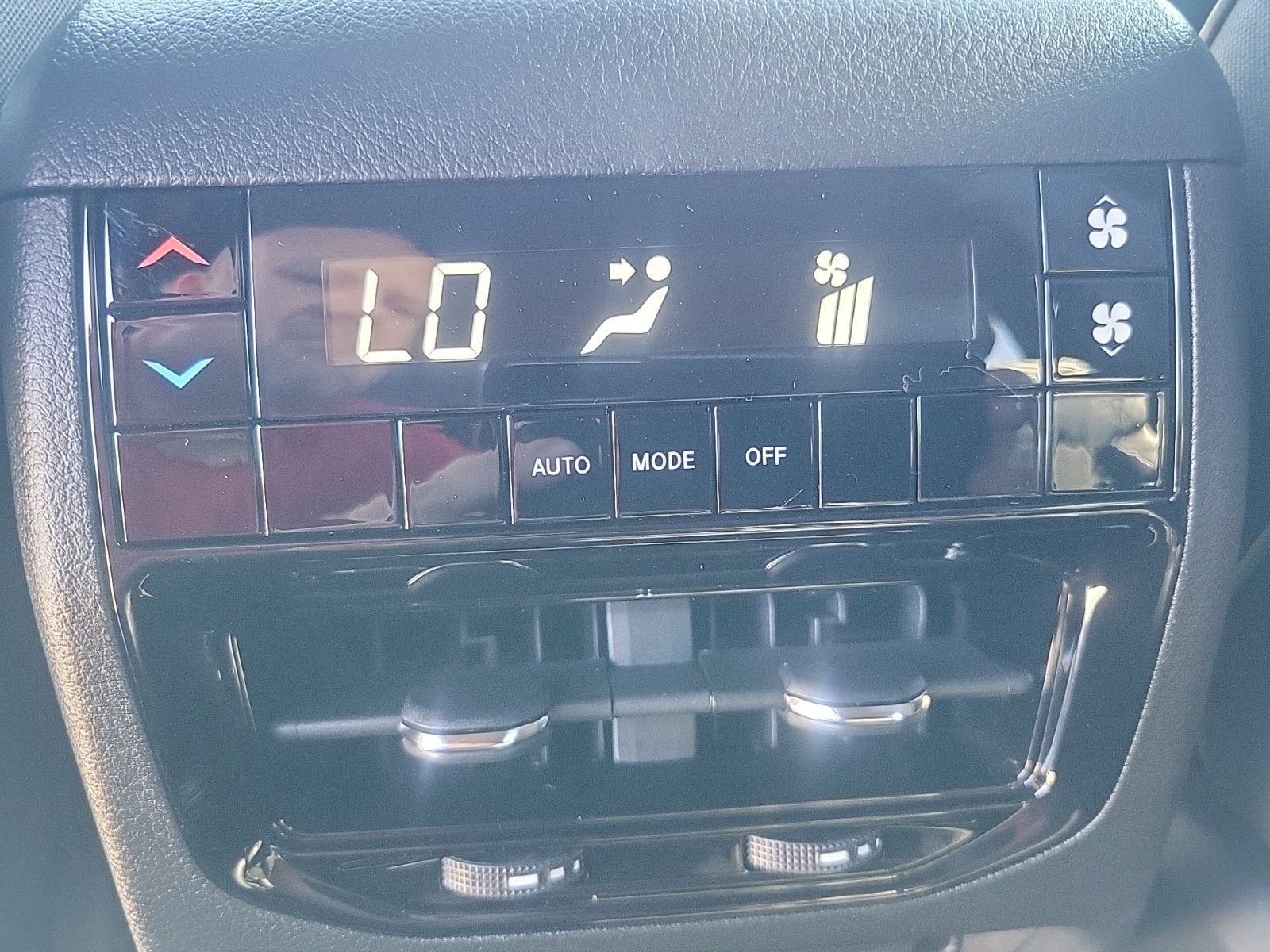 2027 Jeep Grand Cherokee L Laredo Altitude