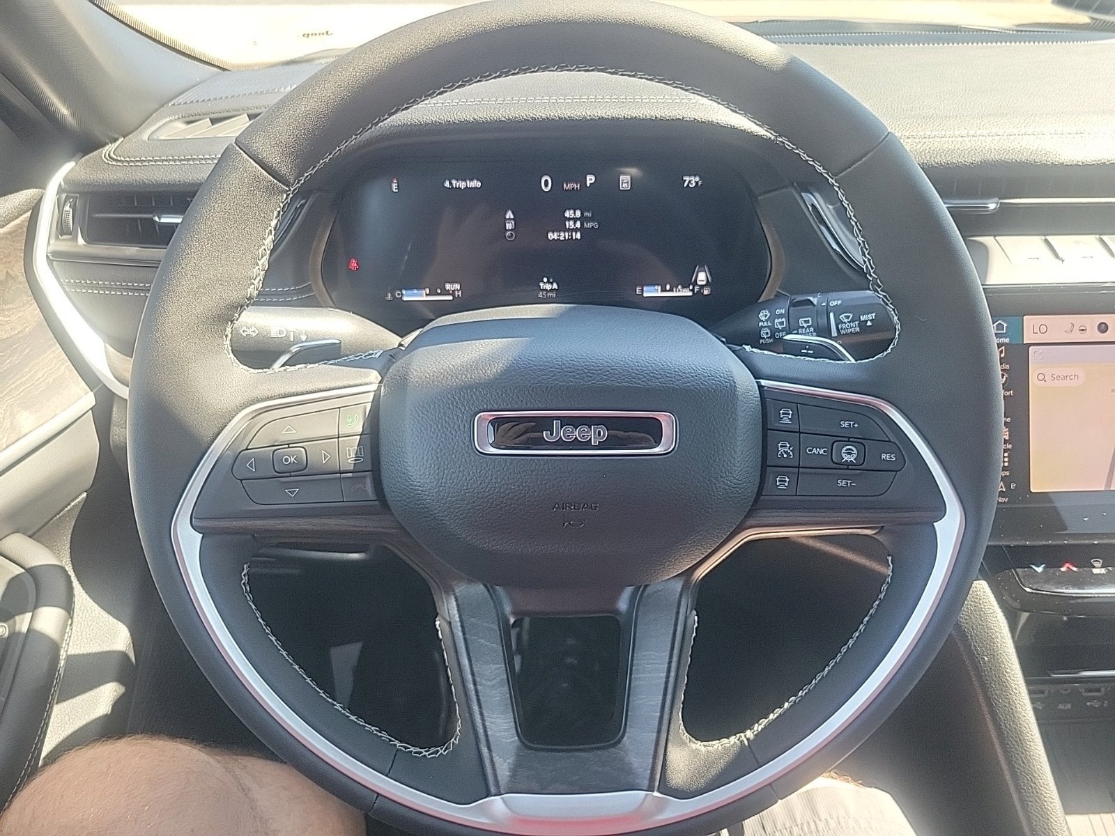 2027 Jeep Grand Cherokee L Laredo Altitude