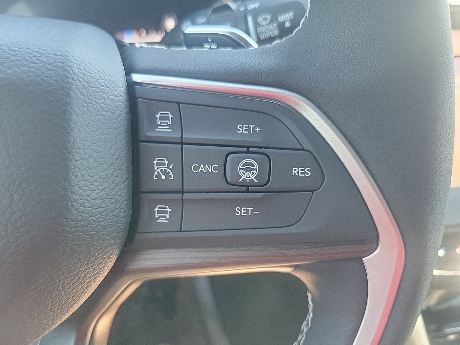 2027 Jeep Grand Cherokee L Laredo Altitude