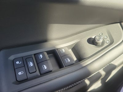 2027 Jeep Grand Cherokee L Laredo Altitude