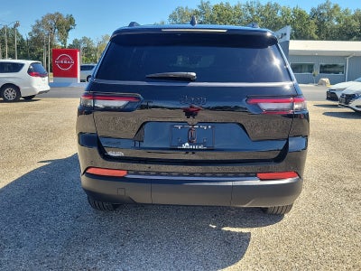 2027 Jeep Grand Cherokee L Laredo Altitude