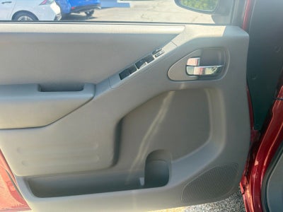 2015 Nissan Frontier SV