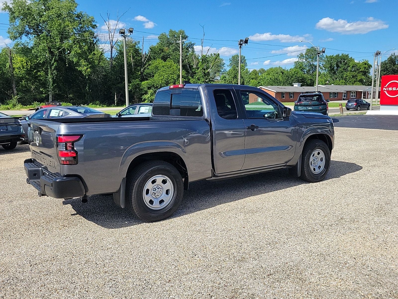 2025 Nissan Frontier S