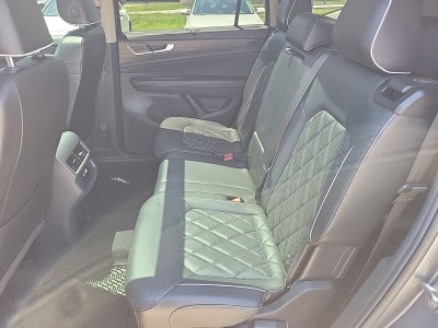 2024 Volkswagen Atlas 2.0T SEL Premium R-Line