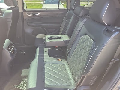 2024 Volkswagen Atlas 2.0T SEL Premium R-Line
