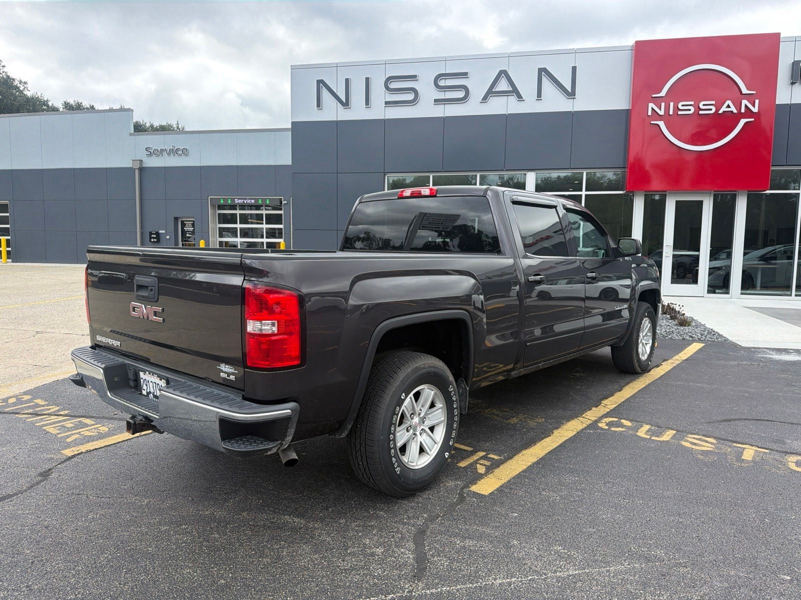 Used 2014 GMC Sierra 1500 SLE with VIN 3GTU2UEC0EG339625 for sale in Centralia, IL