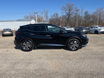2023 Nissan Murano SV
