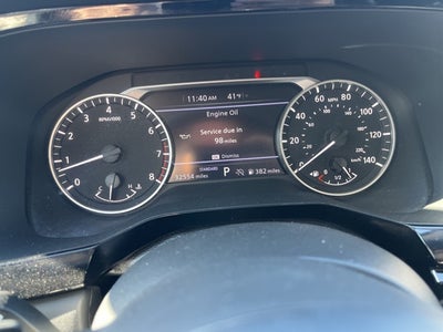 2025 Nissan Pathfinder SV