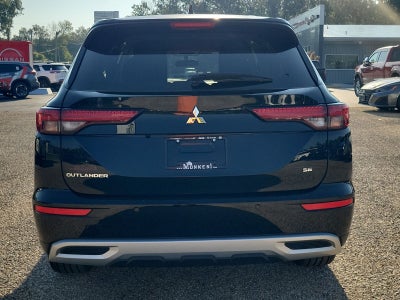 2024 Mitsubishi Outlander SE