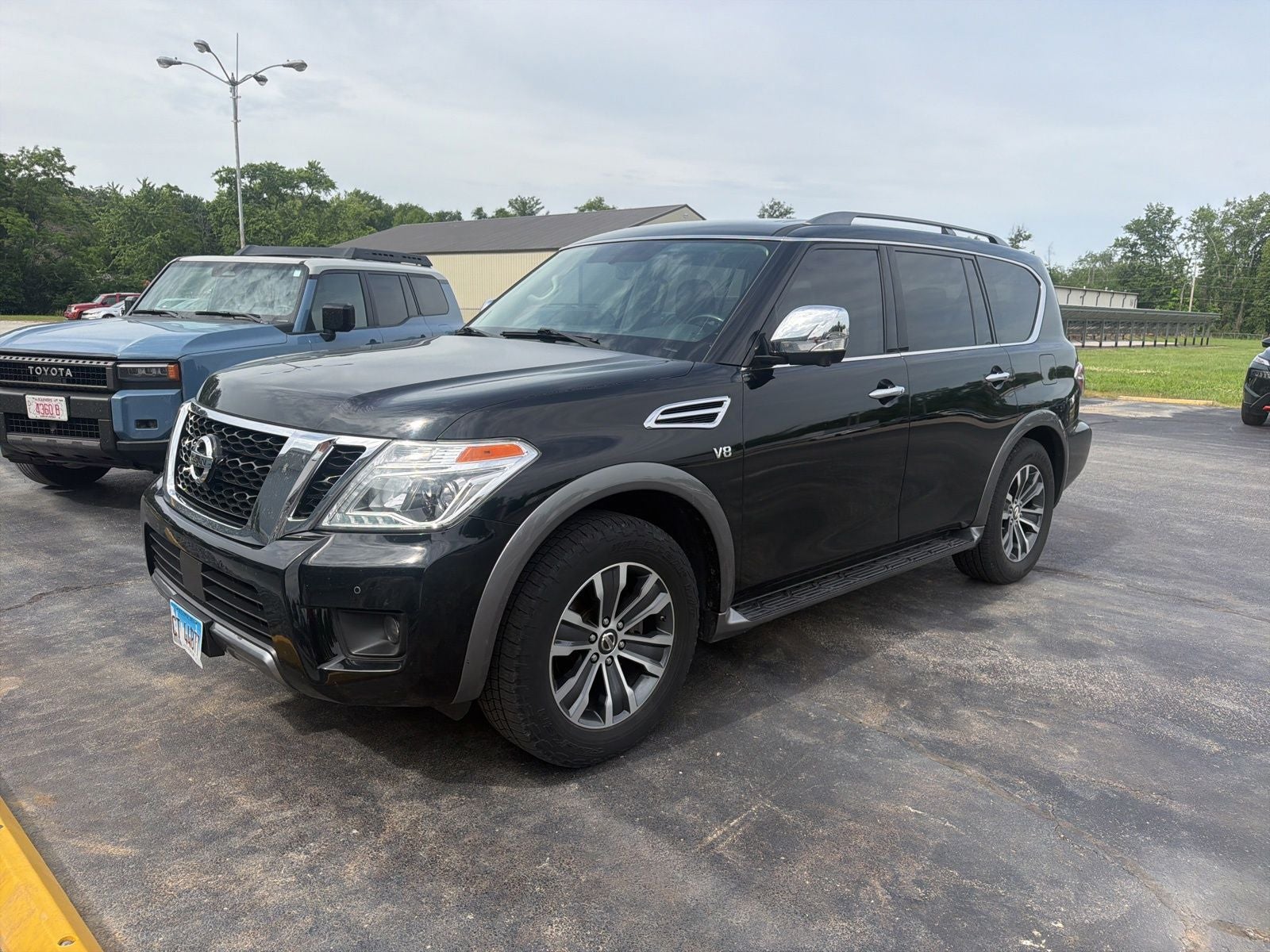 Used 2019 Nissan Armada SL with VIN JN8AY2NC5K9582823 for sale in Centralia, IL