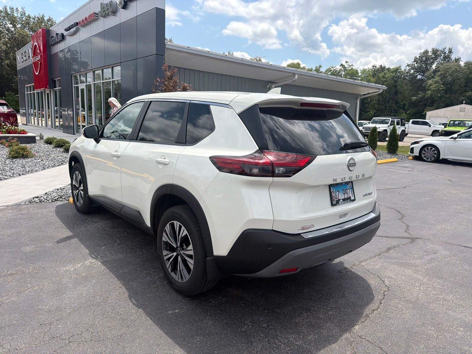 2022 Nissan Rogue SV