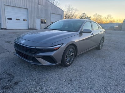 2024 Hyundai Elantra SEL