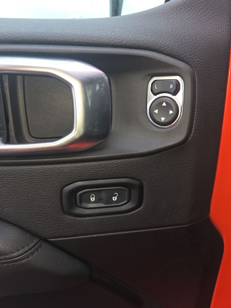 2023 Jeep Wrangler Altitude