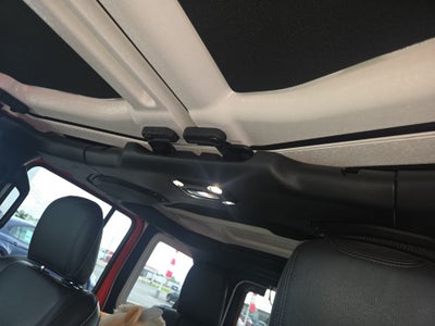 2023 Jeep Wrangler Altitude
