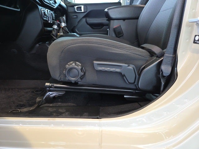 2022 Jeep Gladiator Altitude