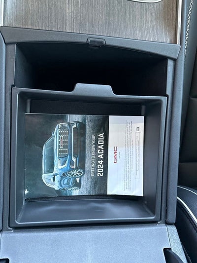 2024 GMC Acadia Denali