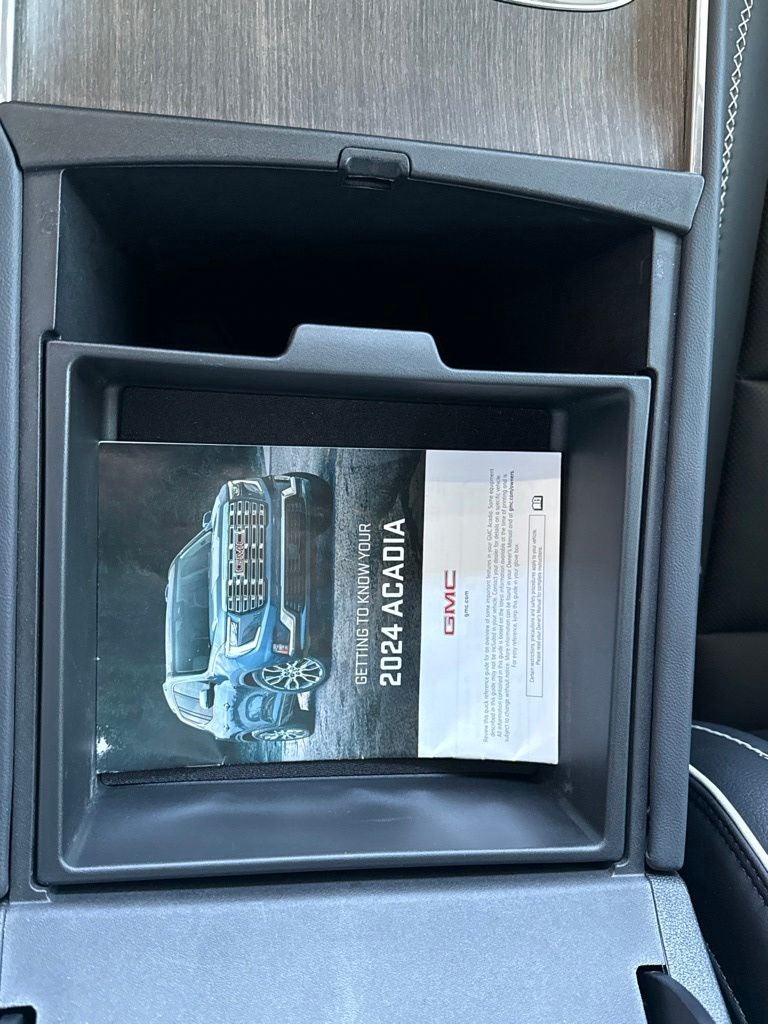 2024 GMC Acadia Denali