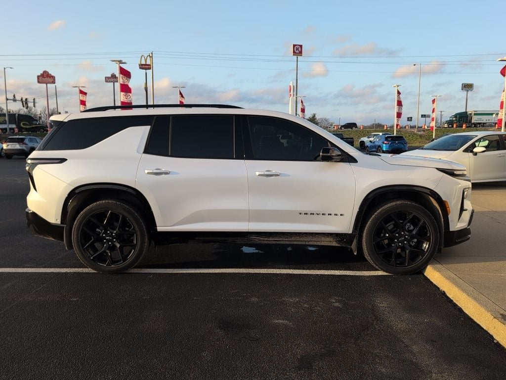 2024 Chevrolet Traverse RS