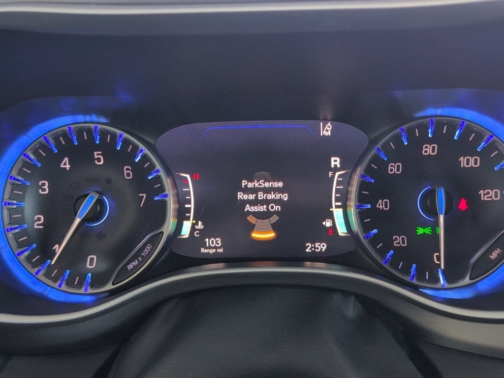 2024 Chrysler Pacifica Touring L