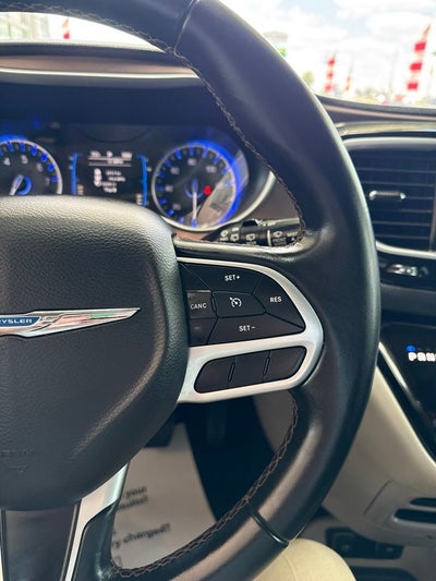 2017 Chrysler Pacifica Touring L