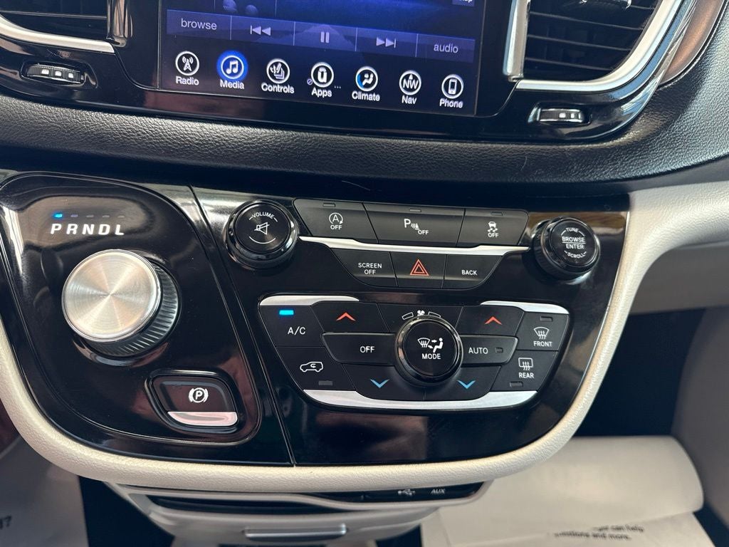 2017 Chrysler Pacifica Touring L