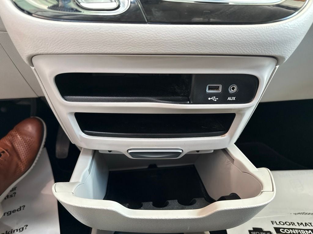 2017 Chrysler Pacifica Touring L