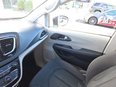 2018 Chrysler Pacifica Touring