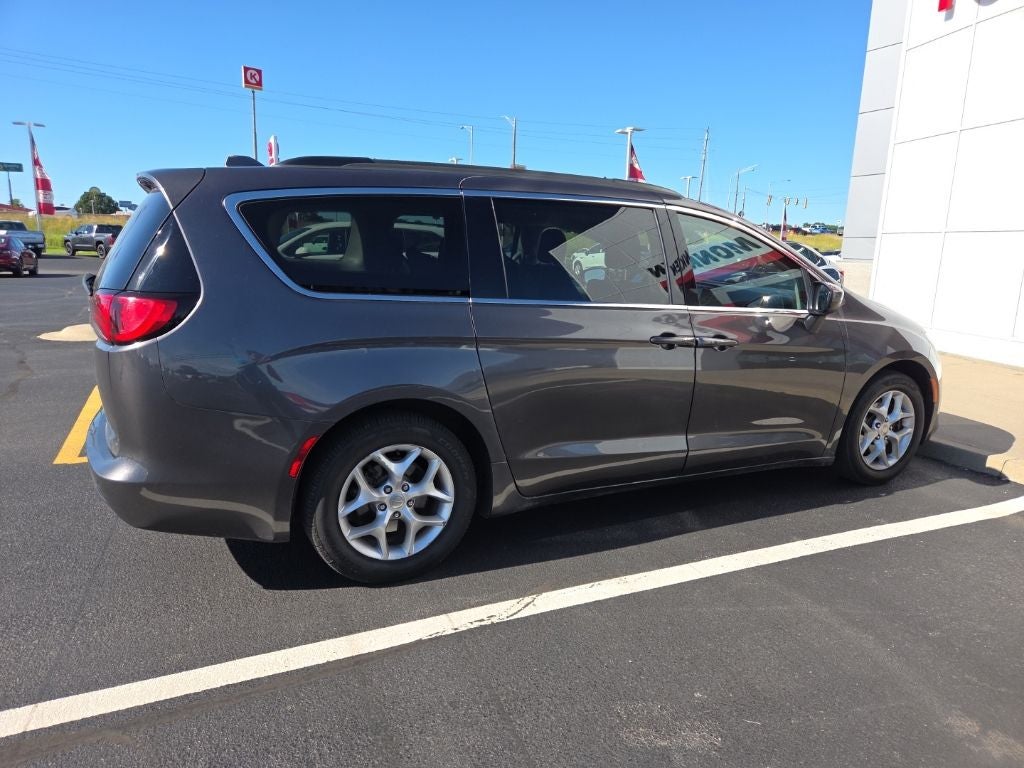 2018 Chrysler Pacifica Touring