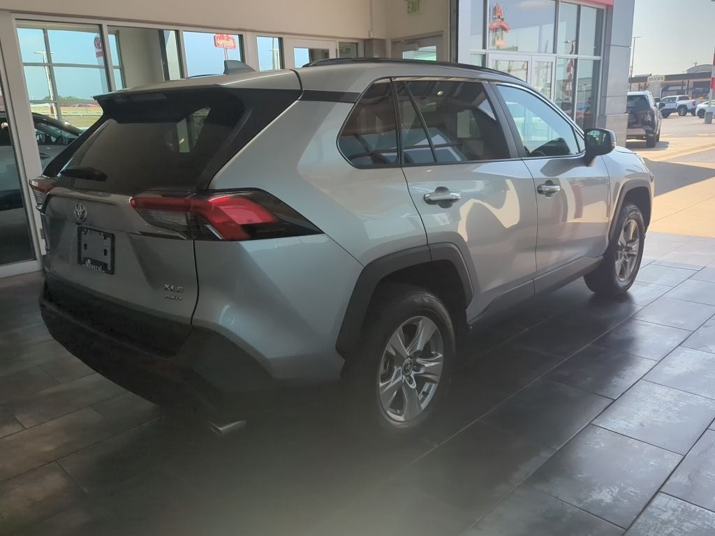 2025 Toyota RAV4 XLE
