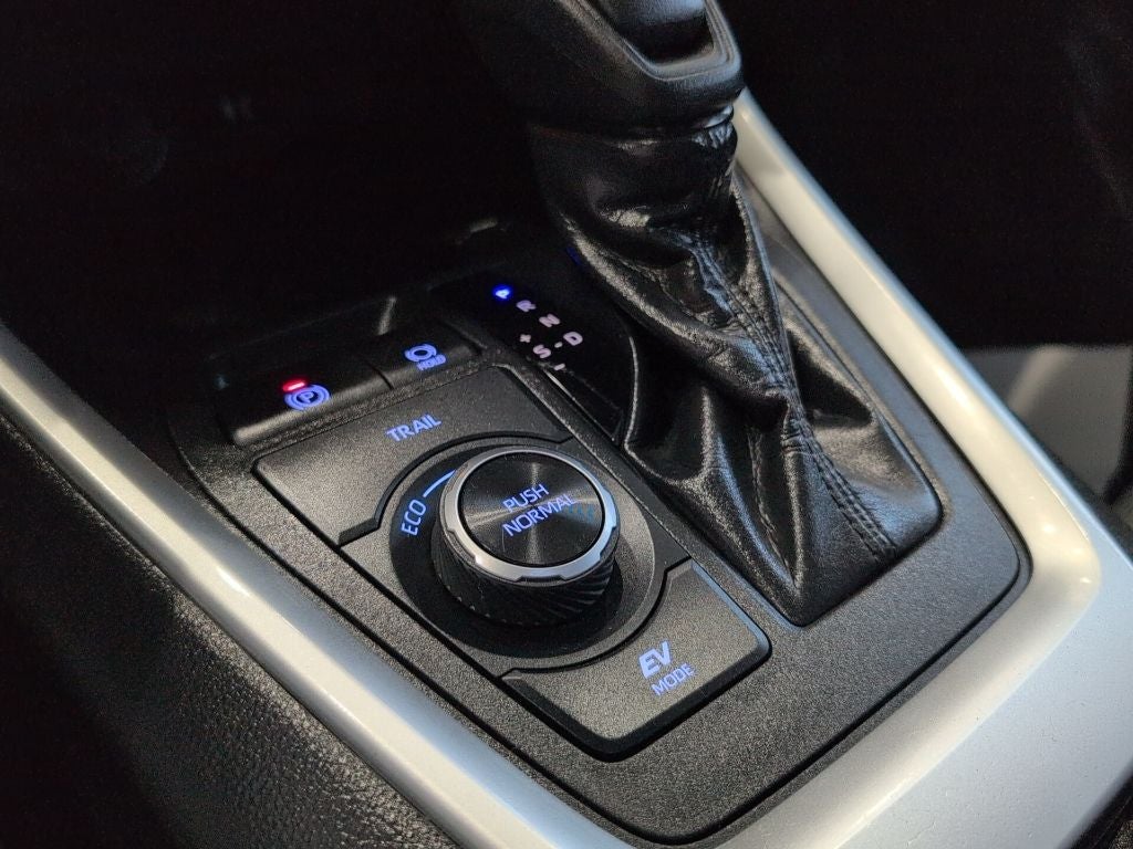 2019 Toyota RAV4 Hybrid XLE