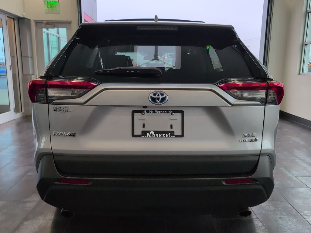 2019 Toyota RAV4 Hybrid XLE