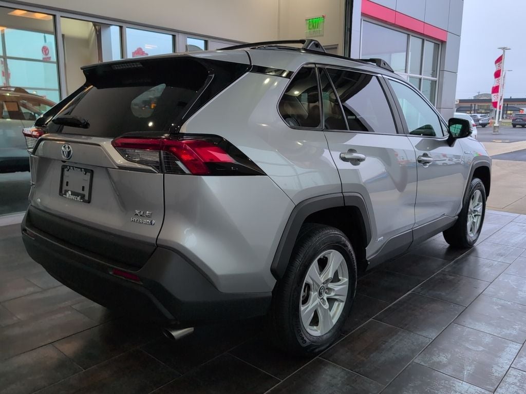 2019 Toyota RAV4 Hybrid XLE