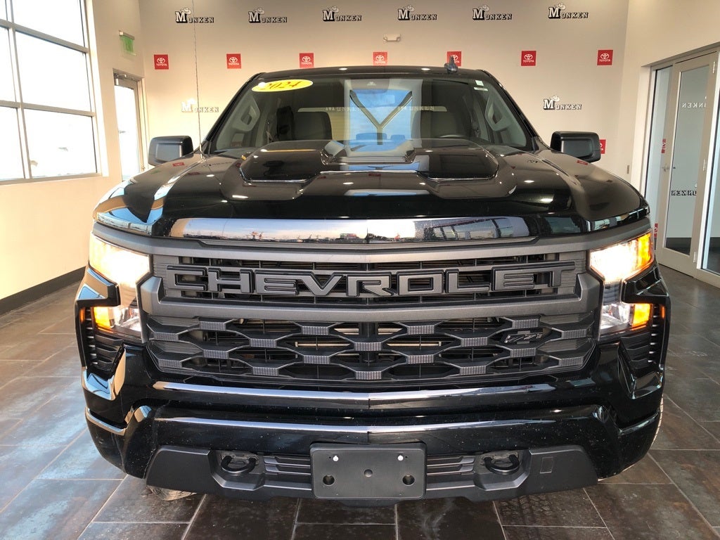 2024 Chevrolet Silverado 1500 Custom Trail Boss