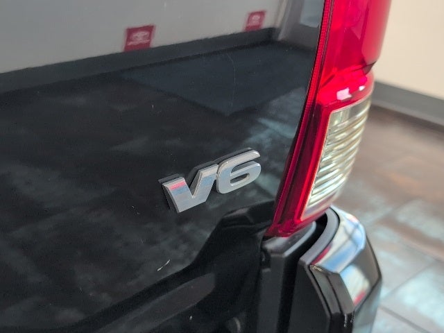 2016 Toyota Tacoma SR