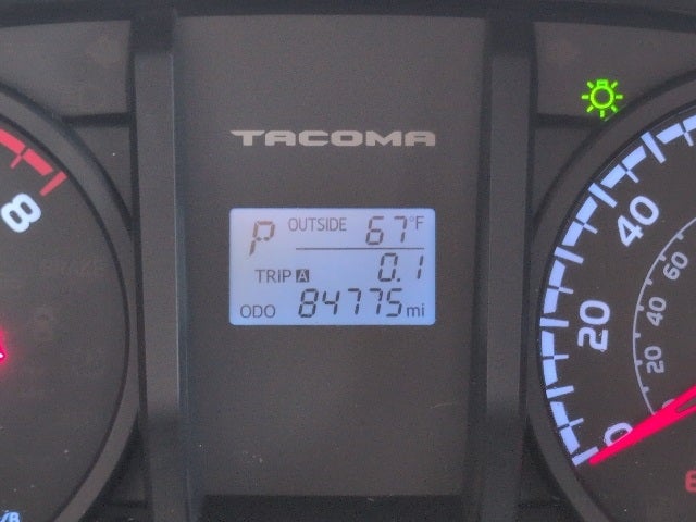 2016 Toyota Tacoma SR