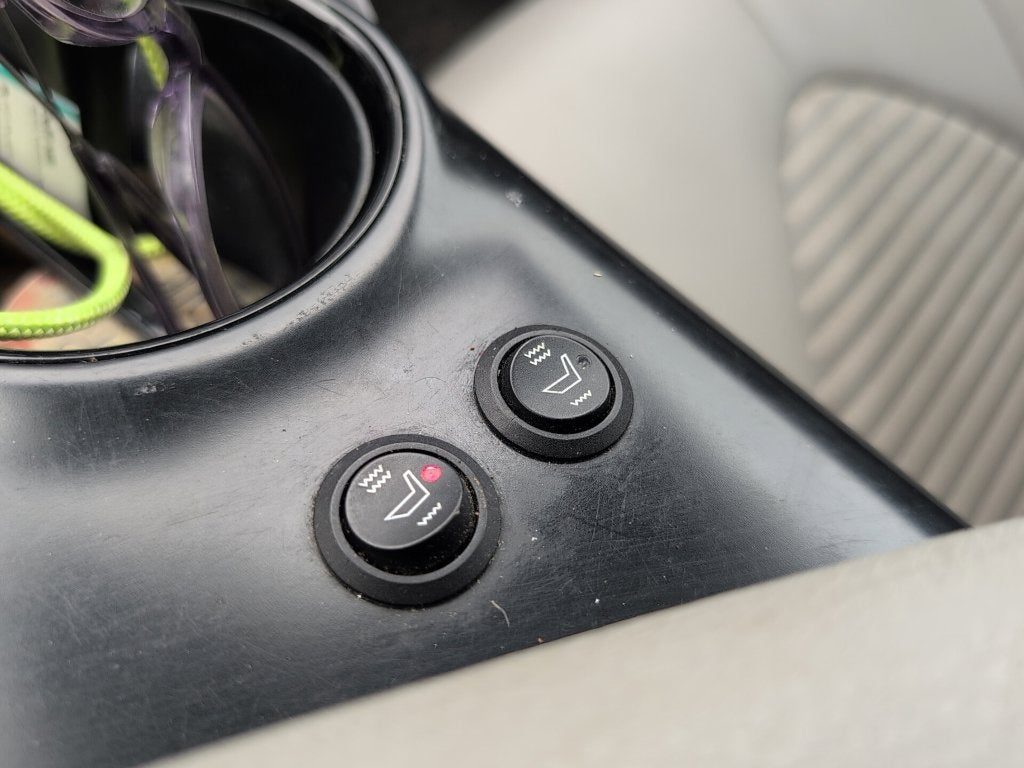 2020 Toyota Camry Hybrid SE