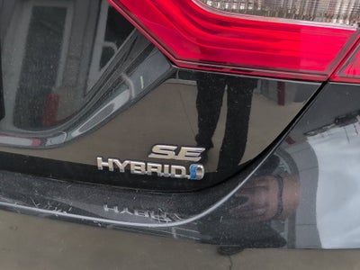 2020 Toyota Camry Hybrid SE