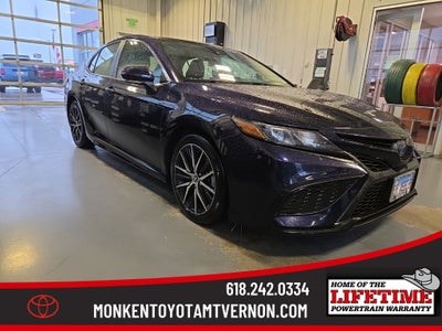 2022 Toyota Camry Hybrid SE