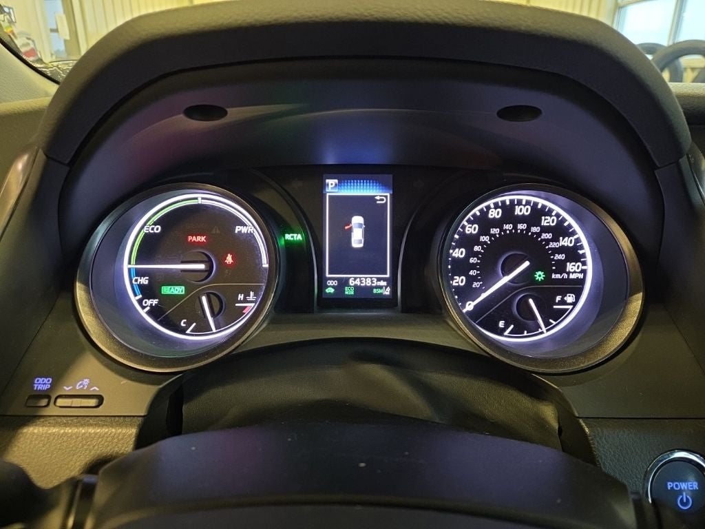 2022 Toyota Camry Hybrid SE