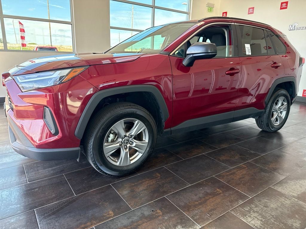 2025 Toyota RAV4 Hybrid LE