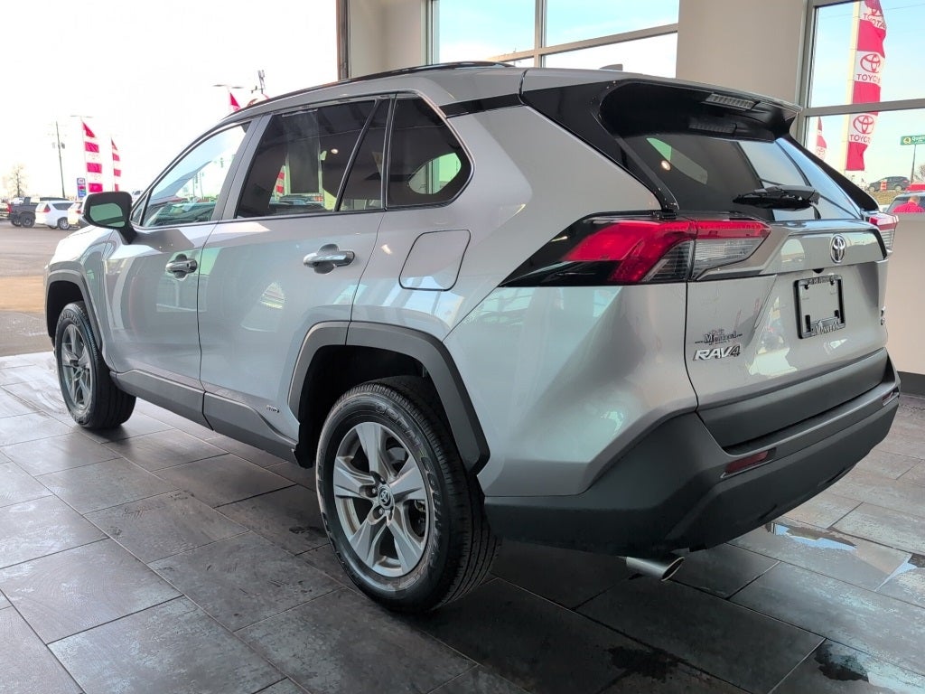 2025 Toyota RAV4 Hybrid XLE