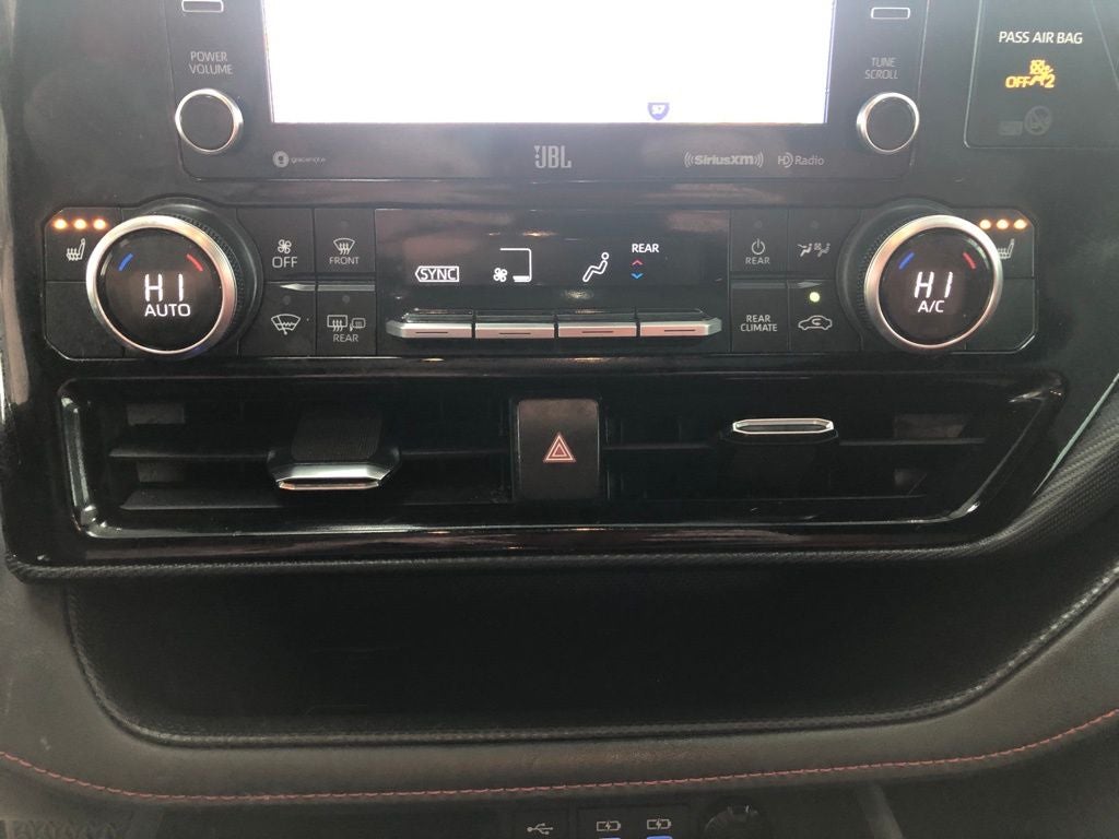 2022 Toyota Highlander XSE