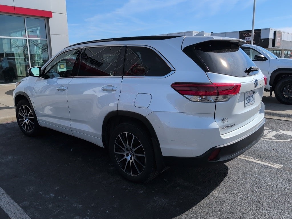2018 Toyota Highlander SE