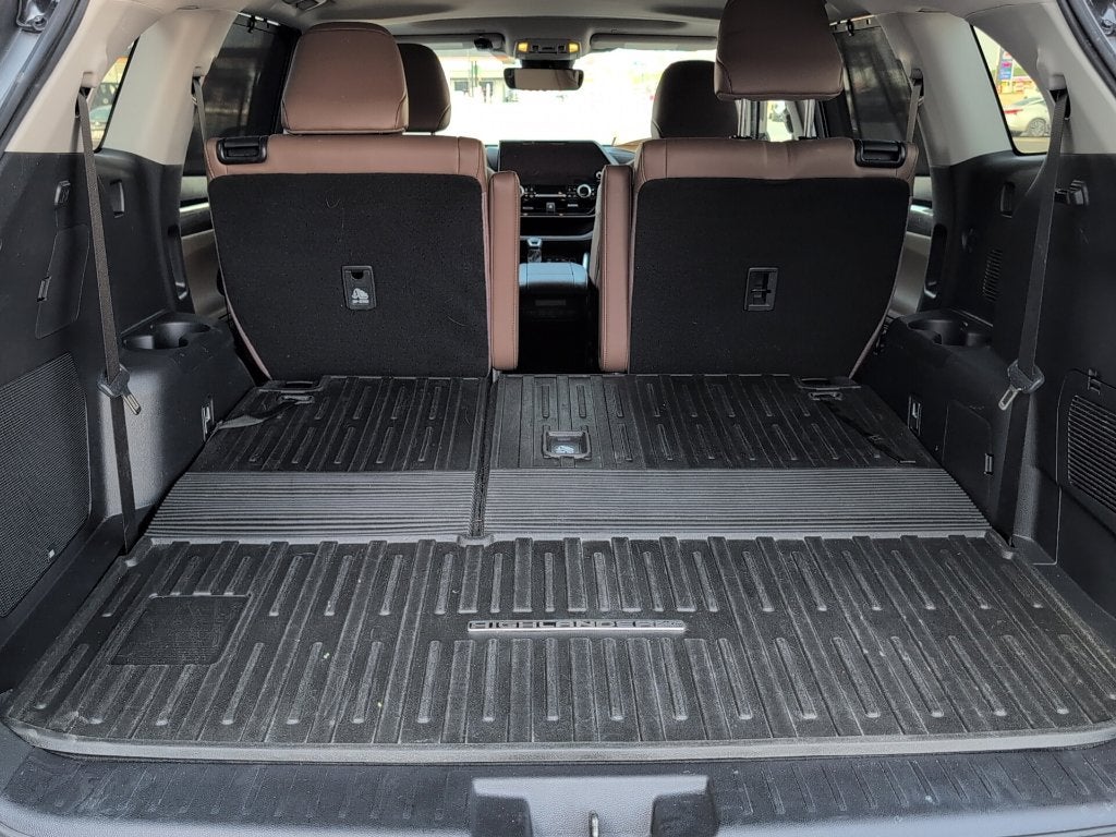 2025 Toyota Highlander Hybrid Limited 25th Edition
