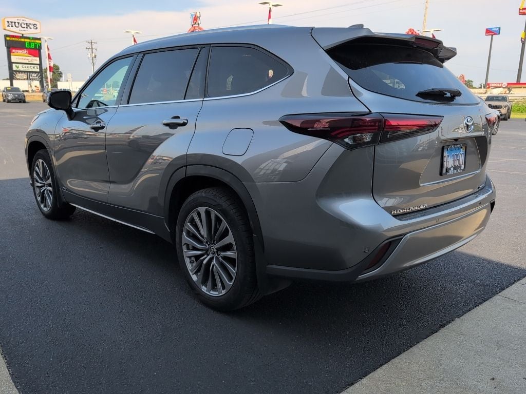 2025 Toyota Highlander Hybrid Limited 25th Edition