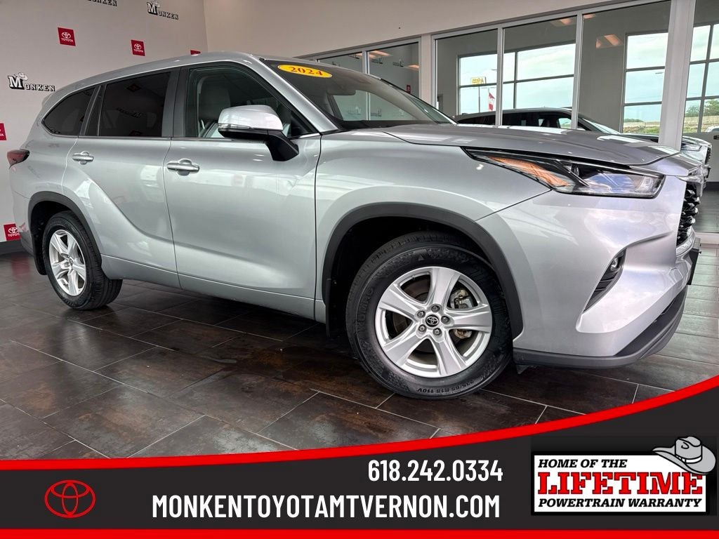 2024 Toyota Highlander LE